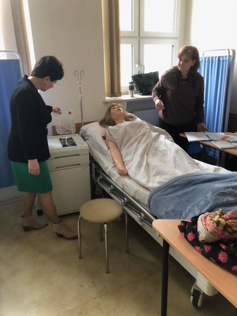 zajęcia w medycznej pracowni zawodowej