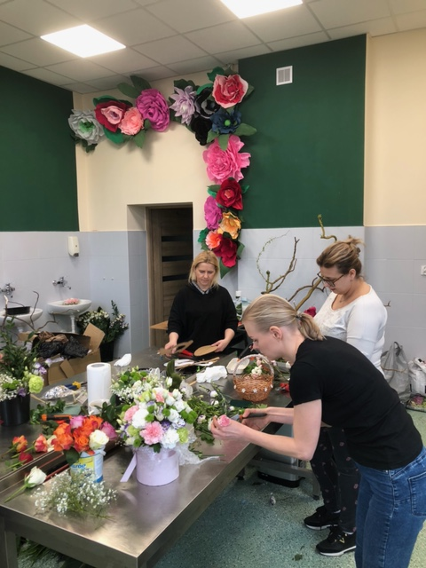 zajęcia praktyczne w pracowni florystycznej