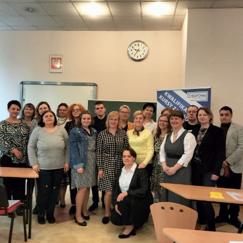 Zdjęcie grupy słuchaczy - kurs zawodowy Asystent osoby niepełnosprawnej