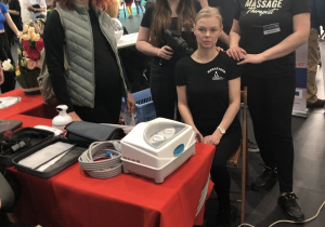 Oferta kszatłcenia w ZSiPOWŁ - stoisko reklamowe.