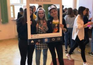 Spotkanie słuchaczy kierunku technik usług kosmetycznych z specjalistami z Wyższej Szkoły Inżynierii i Zdrowia z Warszawy.