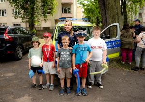 Gry i zabawy w parku przed "Medykiem"